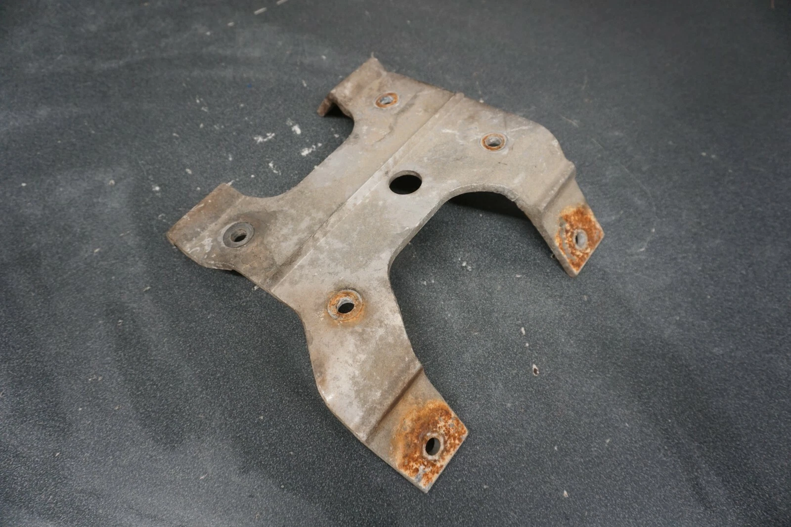 2000-2004 Ski-Doo OEM Lower Engine Mount Support Bracket Summit 800