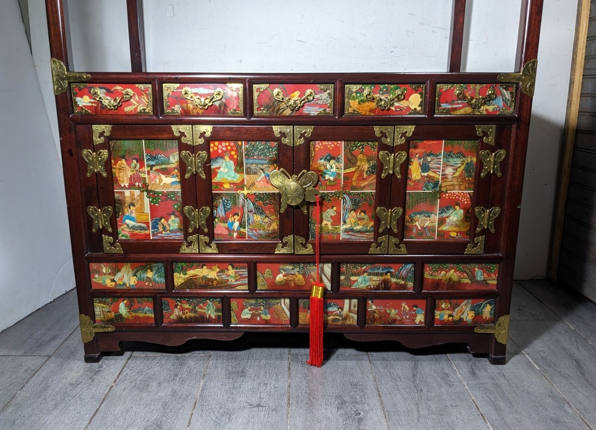 Vintage Asian Oriental Pagoda Style Display Cabinet with Shelf