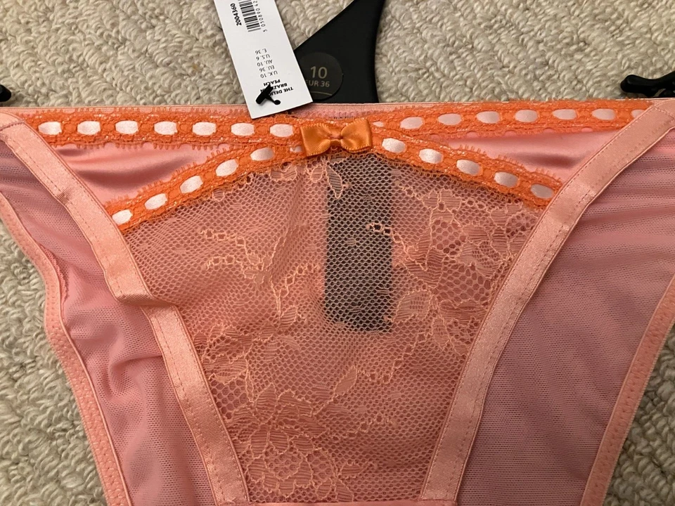 50% VENTA DE VALENTÍN Ann Summers DELICACY Melocotón Knicker Brasileño Talla 10 Precio de venta sugerido por el fabricante £10 Foto 3 de 4