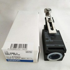 1pc OMRON  D4D-212BN-S Safety Switch New