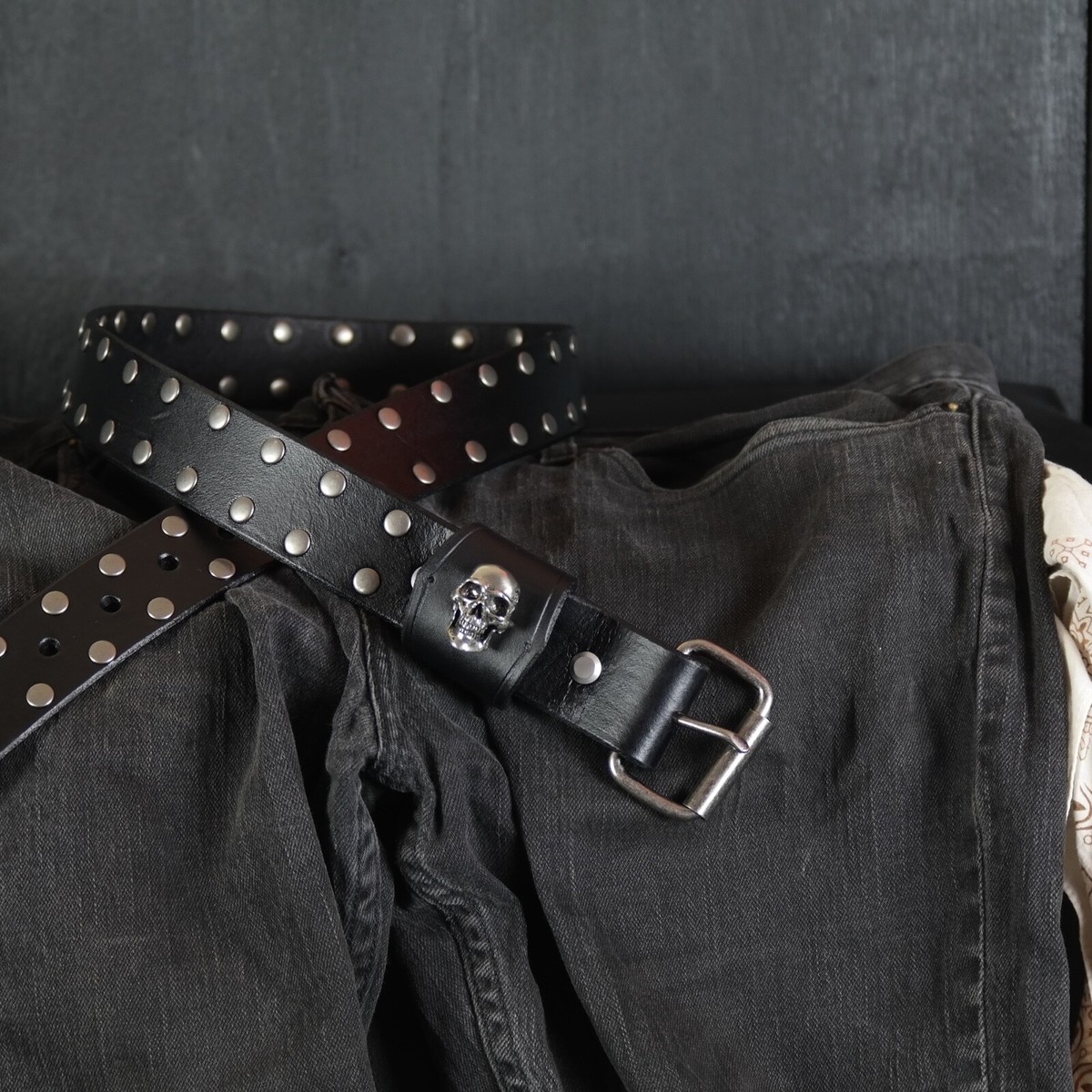 2533 Women\'s Gothic Skull Belt Buckle Pu Leather Studded Belts Black Genuine Leather Punk Skull Studded Belt Narrow Split Leather  main image 2