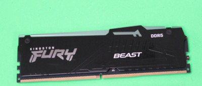 NEW Kingston Fury Beast 8GB RGB 5200MHz DDR5 Ram HP52U40S6MA-8FRAE