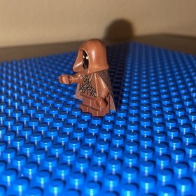 LEGO Star Wars Jawa - Straps (75136) (SW0560) Excellent Condition! Genuine Lego!