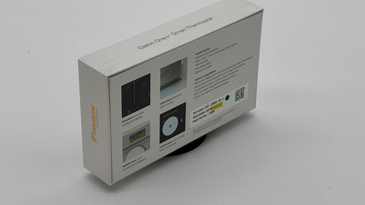 New Factory Sealed Daikin One+ Smart Thermostat DTST-CWBSA-NI-A
