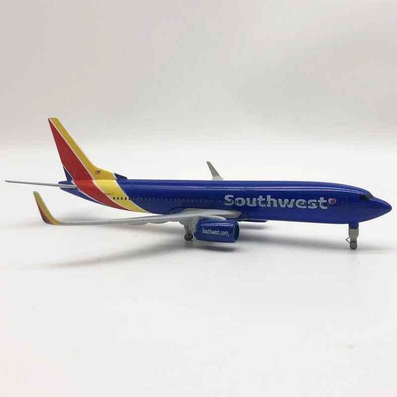 Modellino Aereo Diecast in Lega 1:350 - Boeing 737 Southwest Airlines USA - 20cm - Immagine 4 di 4