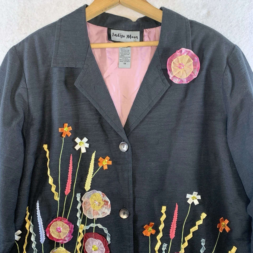Indigo Soul 女式 Statement Blazer 尺寸 1X 刺绣花卉 Whimiscal Artsy — 第 4/4 张图片