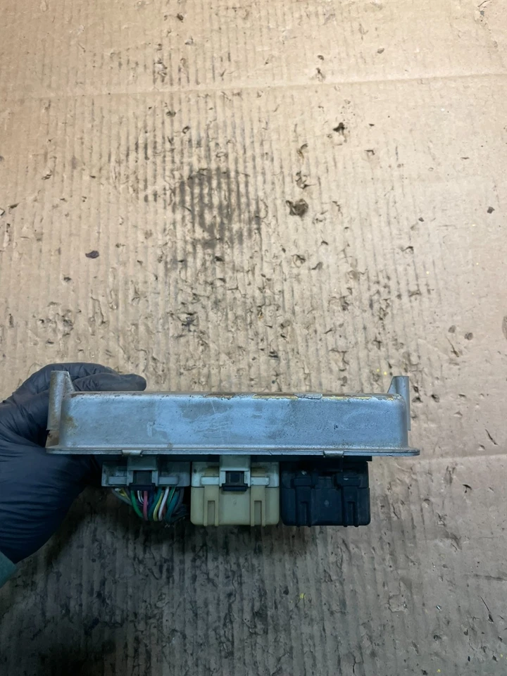 Dodge Dakota 1998 módulo de control AT 3,9 L ECU PCM 56046323AG U9019 DG Foto 2 de 4