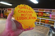 SHELL CHASSIS MOTOR LUBRICATION PORCELAIN METAL SIGN GAS SODA FORD CHEVY AUTO