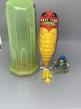 Treasure X Aliens! Dissect The Alien Toy Figure Red ( Sold As Pictured )