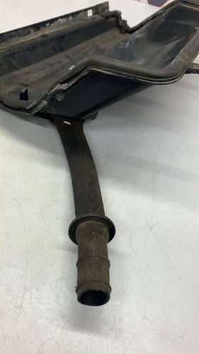 Vauxhall Vivaro Trafic 14-19 n/s near passenger left scuttle pannel moulding - Picture 3 of 12