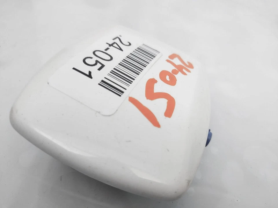 2017-2019 Mercedes-Benz E300 Radio Roof Antenna - White(149) *Chipped Paint Area - Image 3 of 4