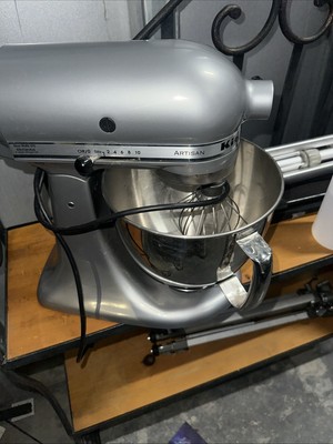 KitchenAid Artisan Series 5 Quart Tilt-Head Stand Mixer, Silver