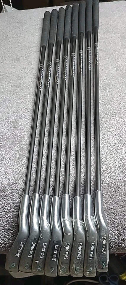 Spalding Legacy Women’s RH Graphite Golf Iron Set 3–9 PW Synchro-Flex Mint Cond - Image 3 of 4