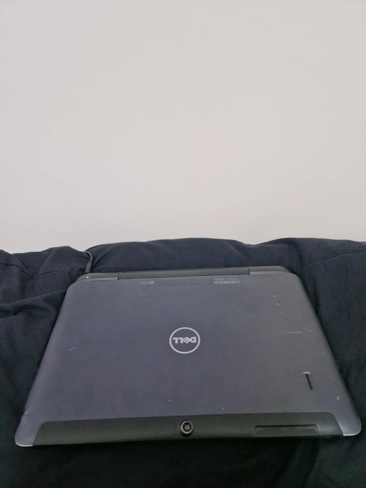 Dell Latitude 7350  13" 4GB RAM 256GB SSD (Read description)  - Image 2 of 3