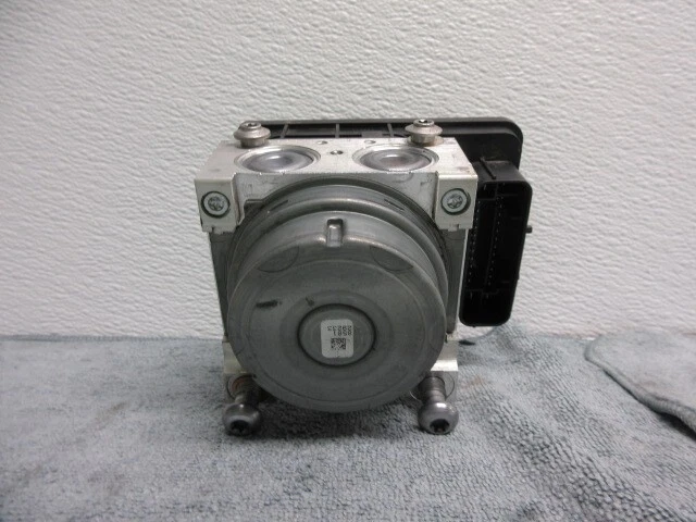 2014 BMW R1200GS Adventure ABS Anti Lock Brake Unit 853681901 12K Miles OEM LKQ - Image 3 of 4