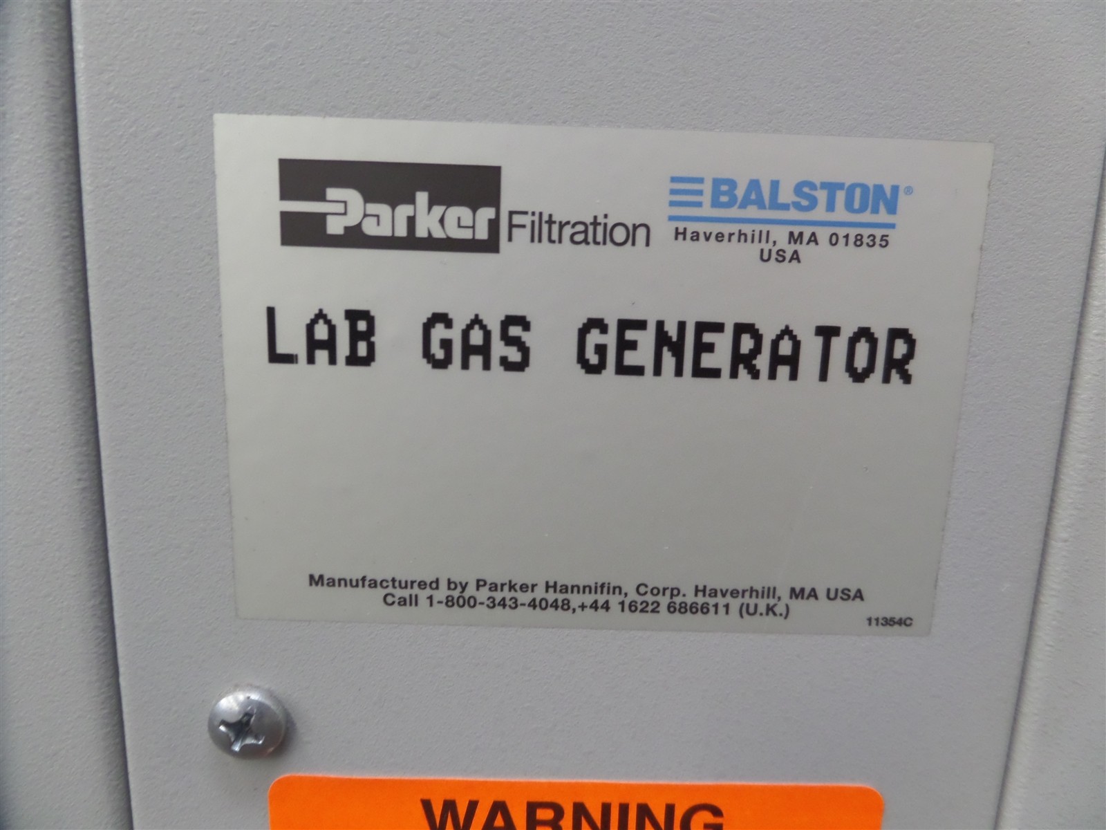 Parker Filtration 74-5041NA Lab Gas Generator