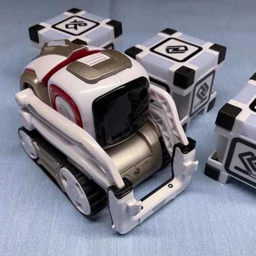 Anki Cozmo Robot Set For Parts/Repair - Picture 3 of 7