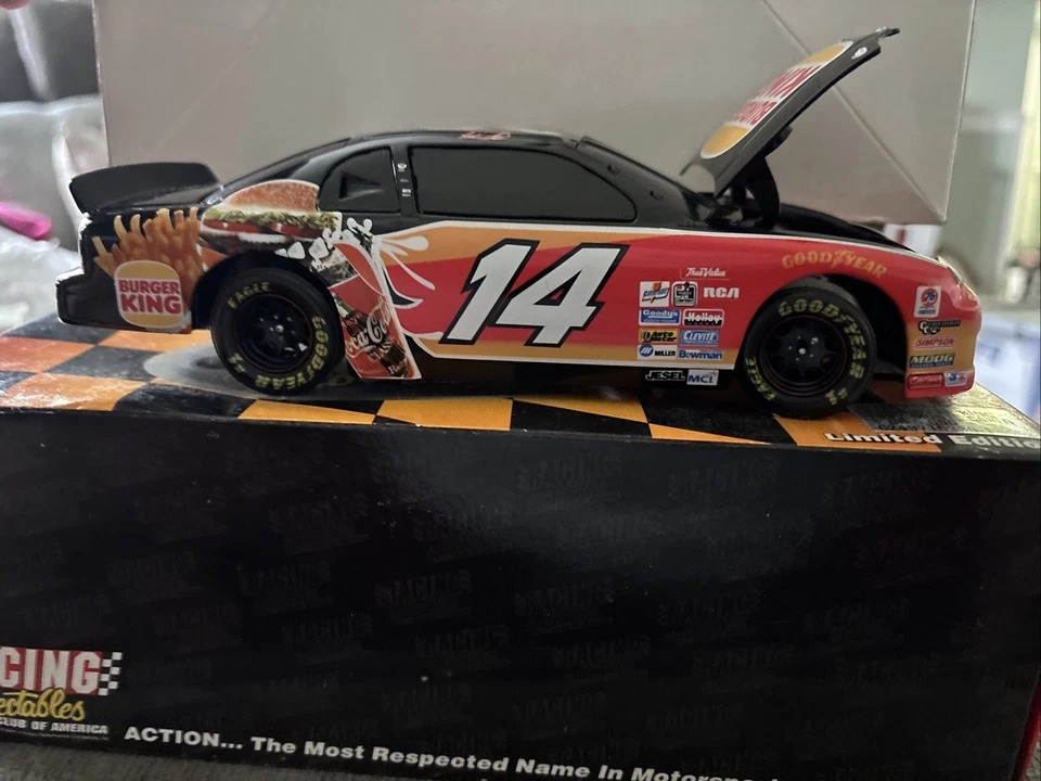 STEVE PARK #14 DEI BURGER KING 1:24 RCCA ACTION 1997 1 OF 5000 DIECAST COIN BANK - Image 4 of 4