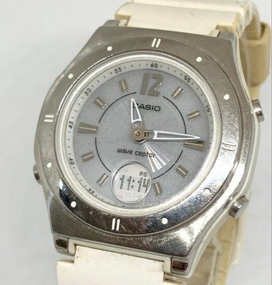 Casio Wave Ceptor LWA-M140 Solar Radio-Controlled Watch From Japan