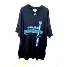 NWT Men s vintage Carolina Panthers t-shirt. Size 2XL.