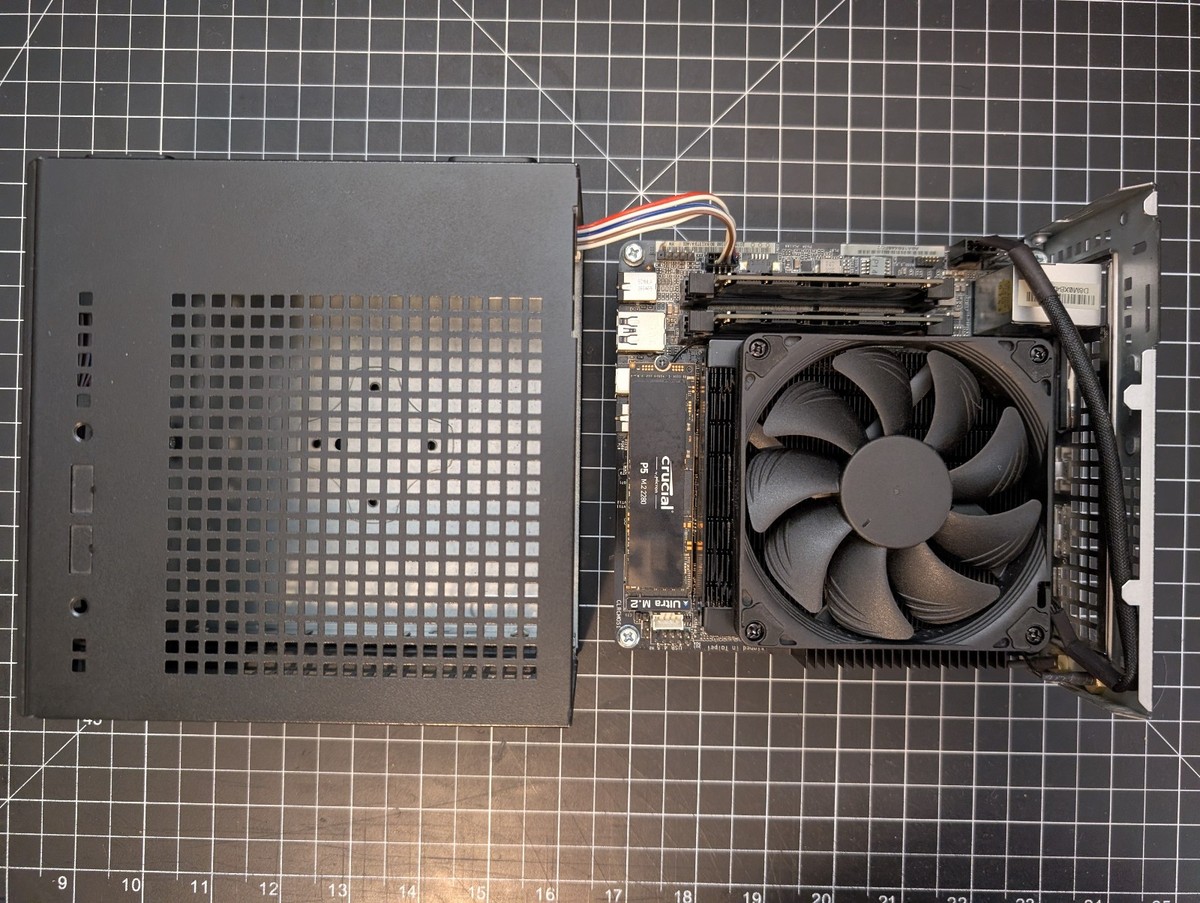ASRock DeskMini X300 Ryzen 7 5700G 32GB RAM 1000GB SSD NVMe plus 