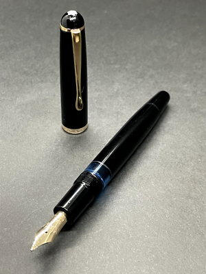 MONTBLANC No.344 Black GT Vintage Piston filler Fountain Pen Gold