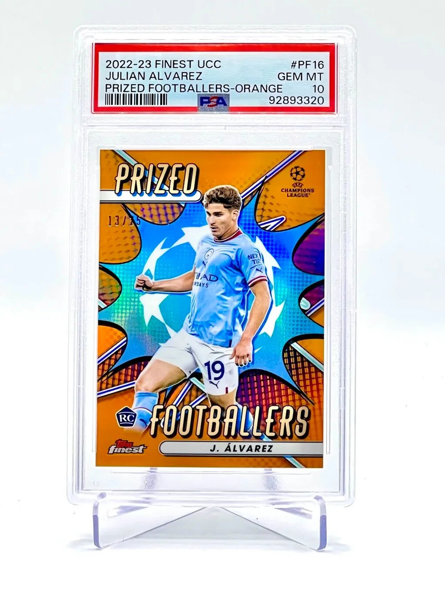 2022-23 Topps Finest UCC Julian Alvarez Prized Footballers RC 
