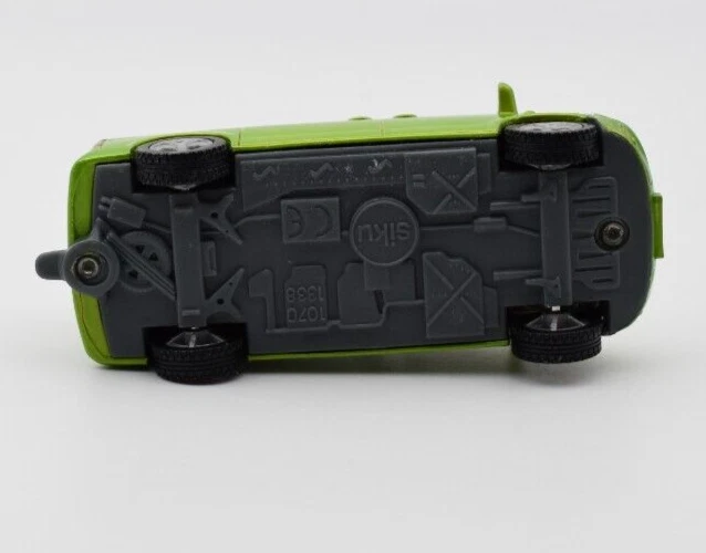 SIKU Super 1070 VW Volkswagen T5 Multivan verde. 1:55. Tarjeta blister. Alemania Foto 4 de 4