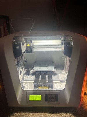 XYZ Printing Da Vinci Jr. 3D Printer