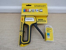STANLEY STHT70440-0 STAPLER STAPLE TACKER GUN + 1000 10MM STAPLES TYPE A