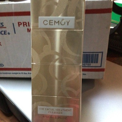 CEMÔY The Facial Treatment Cleanser 3.3 fl oz Ascorbic Acid Exp 03/2027