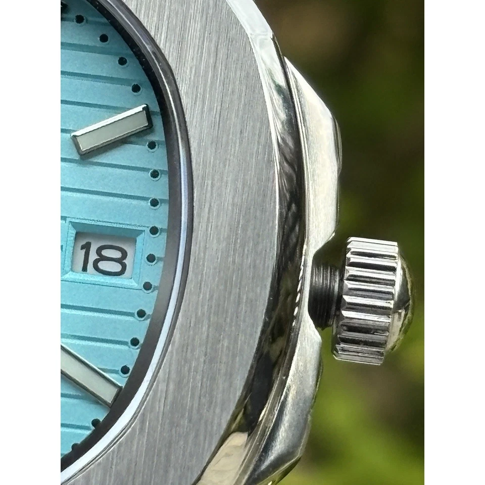 Seiko NH35 Mod Watch 41mm Ice Blue Textured Dial Steel Automatic Sapphire - Image 2 of 4