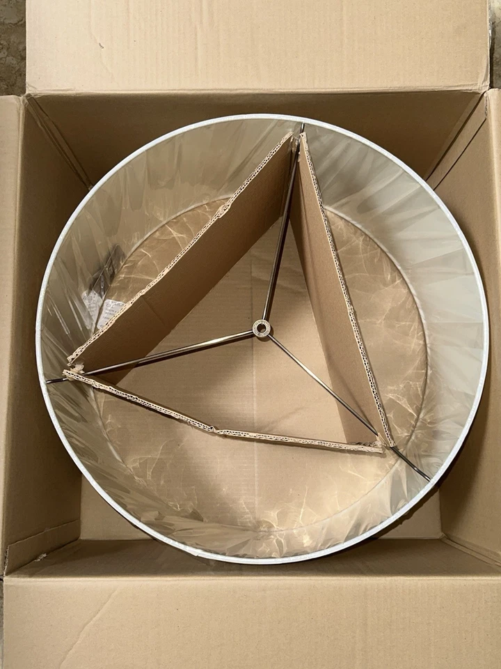 Restauración Hardware Off White Tambor Francés Grande Redondo Lámpara Pantalla 6860-0141 Foto 2 de 4