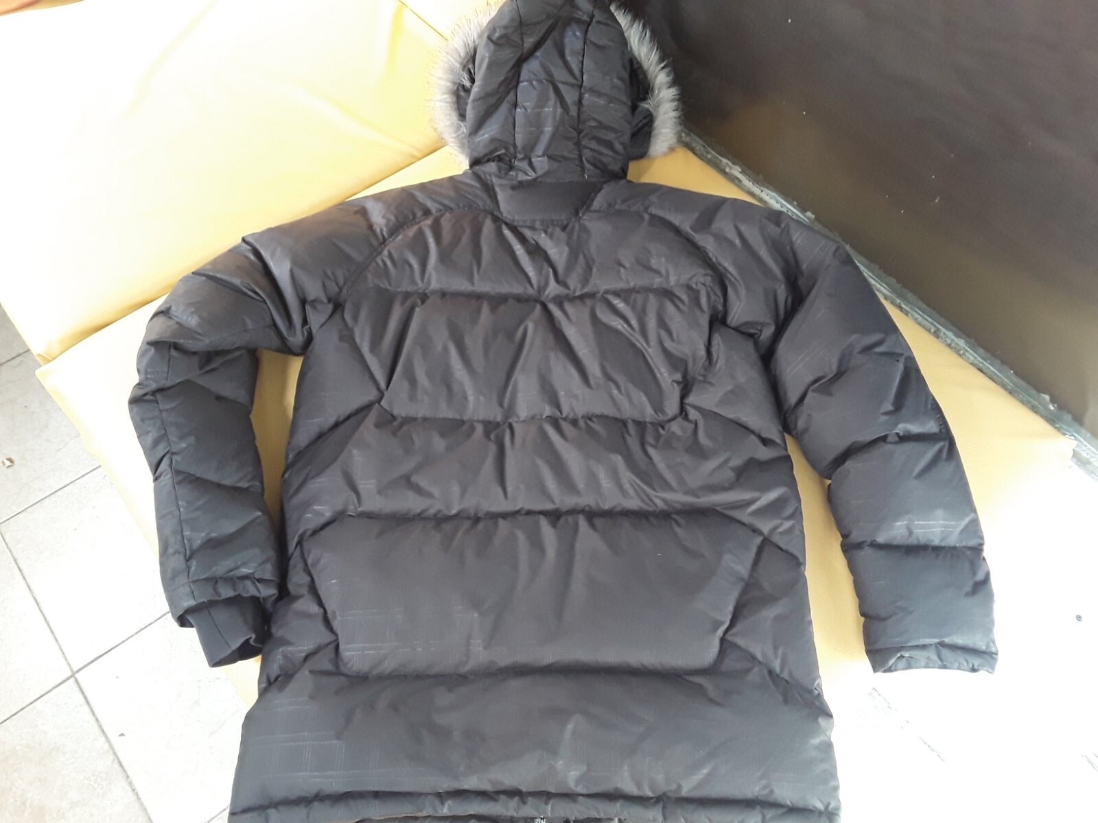 (No. 1294) GIACCA UOMO SALOMON L USA MARCA BANDIERA SQUADRA GIÙ cross country