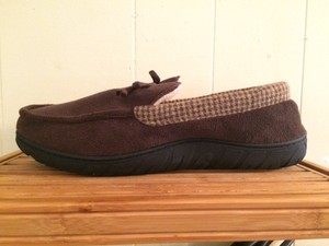 totes toasties men's memory foam slippers