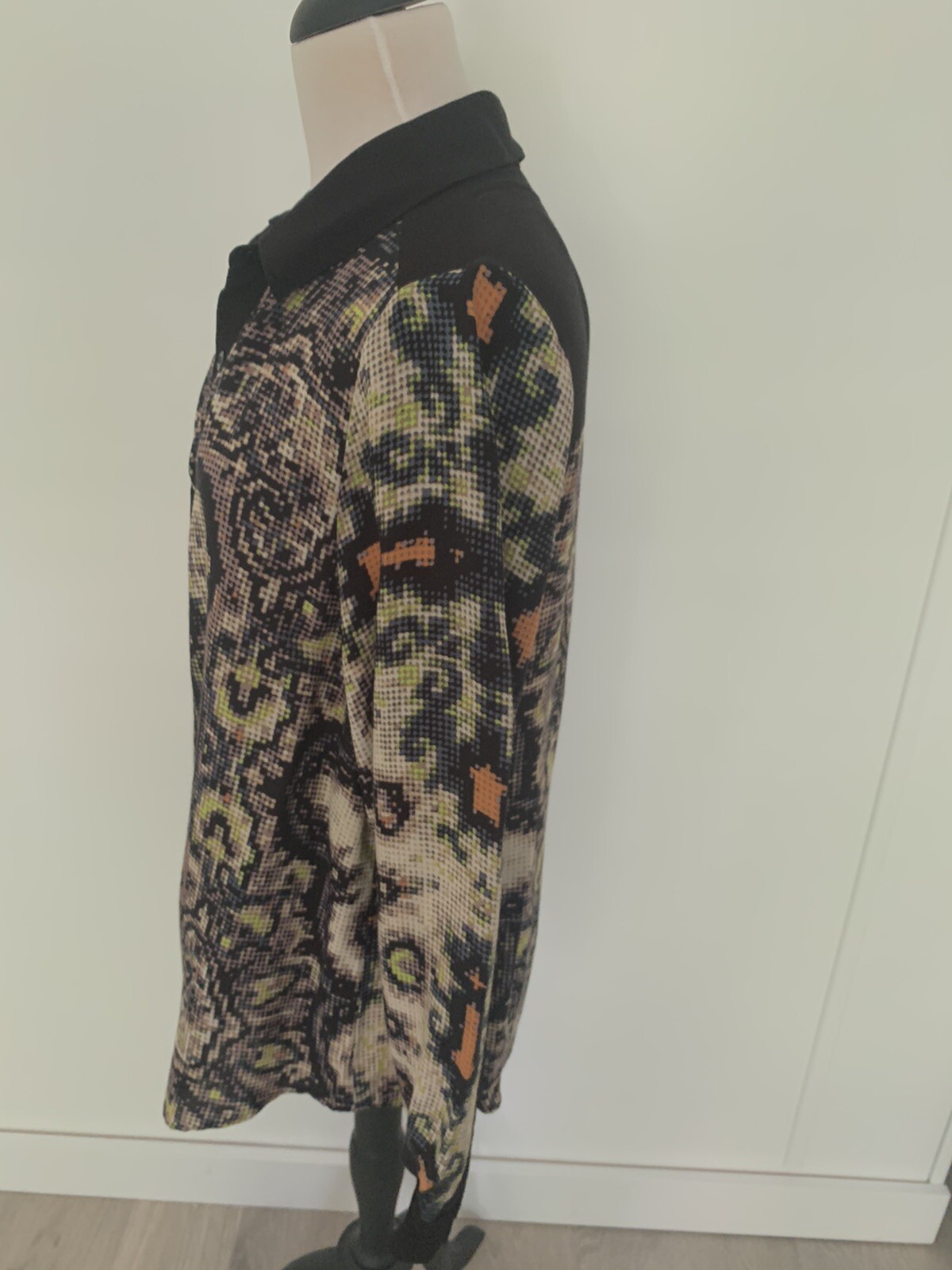 Sam & Lavi Abstract Pattern Button Down Blouse - … - image 5