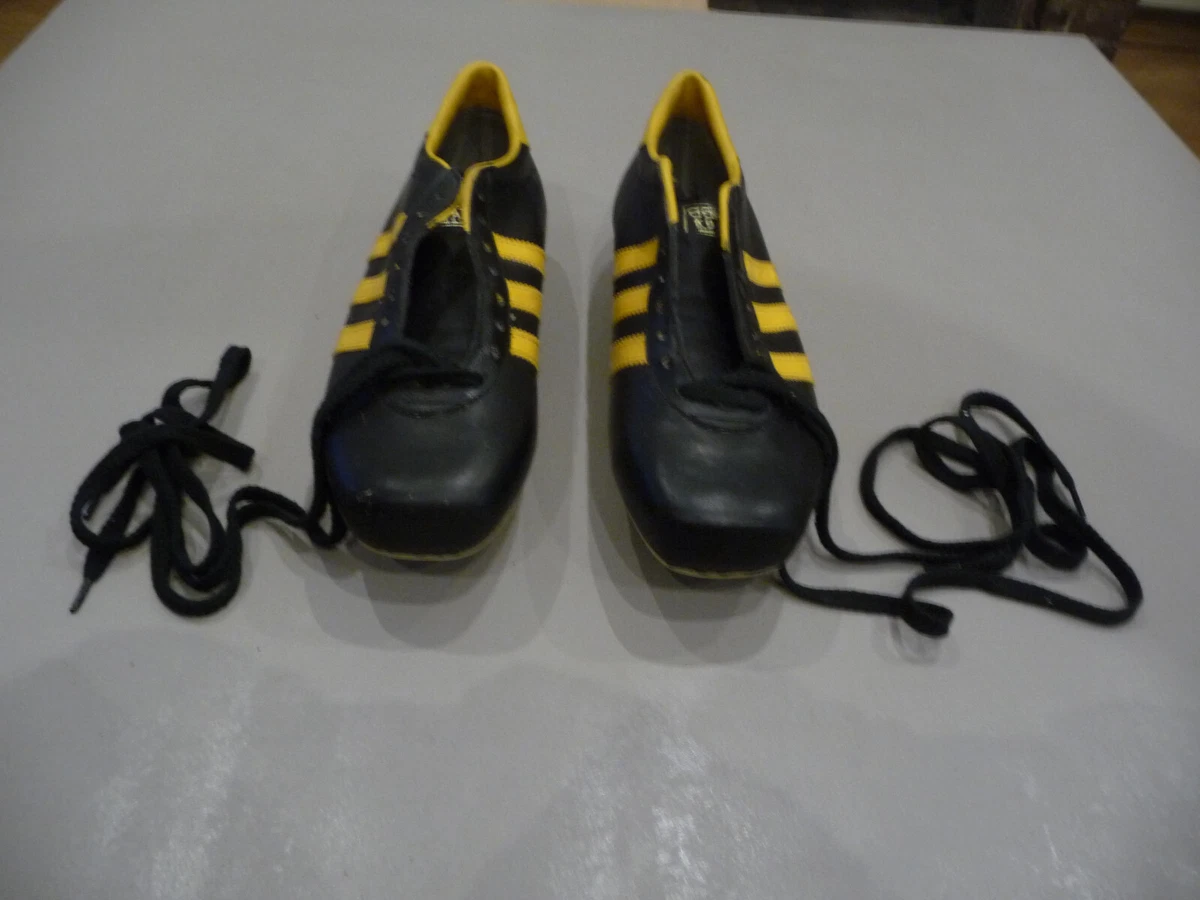 Chaussure de foot ancienne collection top