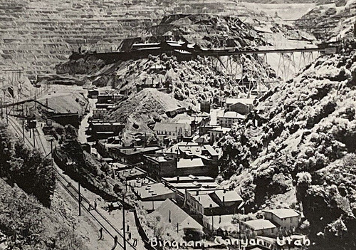 Bingham Canyon Utah Copper Mining RPPC Postcard B410 - Picture 3 of 3