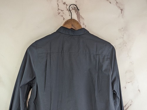 Camisa Everlane Mujer Pequeña 4 6 Negra Abotonada Oculta Tapeta Oculta Larga - Imagen 6 de 10