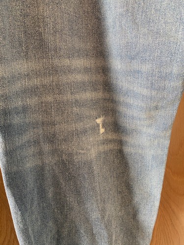 AMERICAN EAGLE Light Blue Distressed High Rise Mom Jeans UK SZ 28 R - Picture 5 of 8