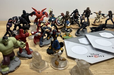 Lot of DISNEY INFINITY Figure Lot Marvel Star Wars ECT