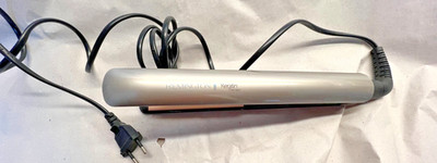 Remington S8593 Keratin Therapy Pro Glätteisen - Beige/Schwarz / Silber