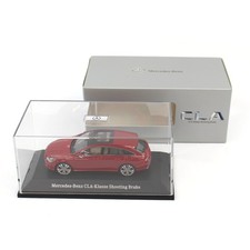 Mercedes-Benz Model Car 1:43 Car CLA X117 Shooting Brake Red B66960349