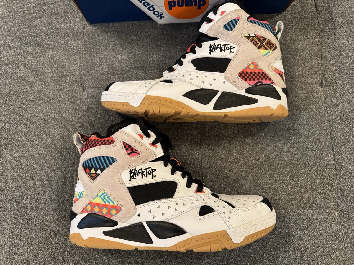 2014 Reebok Blacktop Battleground Pump white black graffiti size