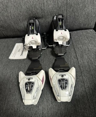 Atomic Ski Bindings AD5001296090 White Pink Brand New
