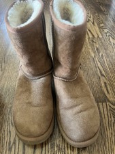 UGG Australia Classic Short 5825 Shearling Mid-Calf Boots Chestnut Women's US 6