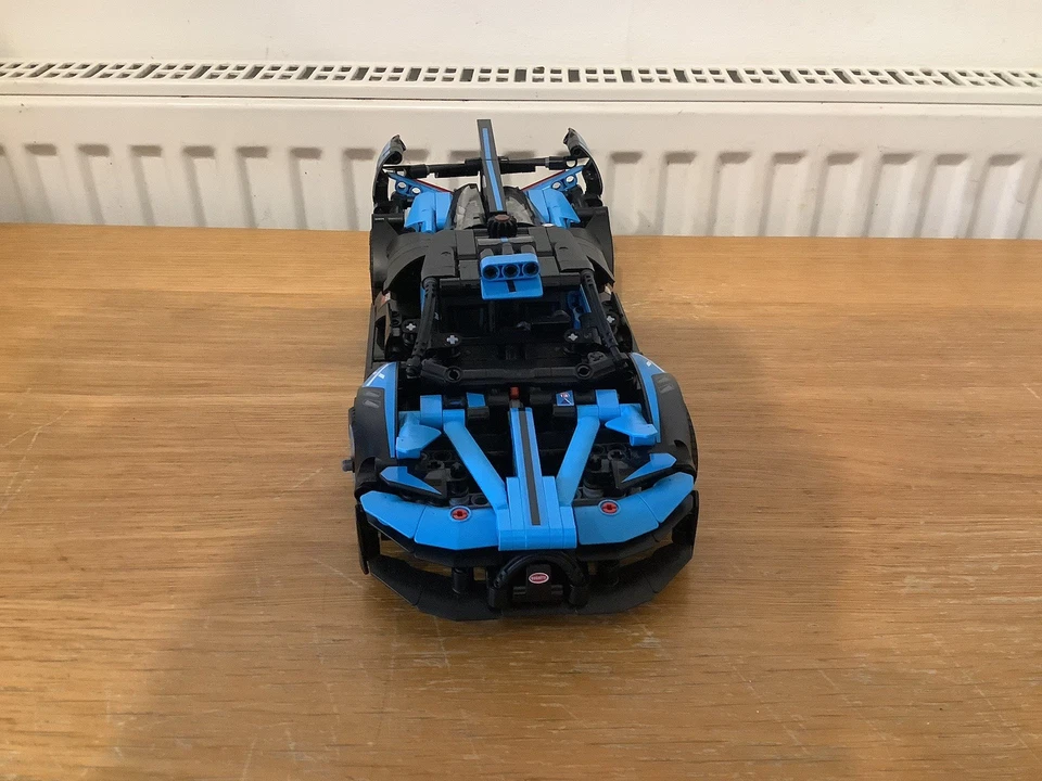LEGO Technic 42162 Bugatti Bolide Agile Blue, photo 2 of 4