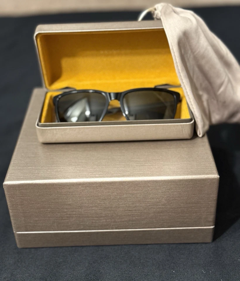 Óculos de sol polarizados masculinos BVLGARI. Polar BV7037K - Imagem 2 de 4