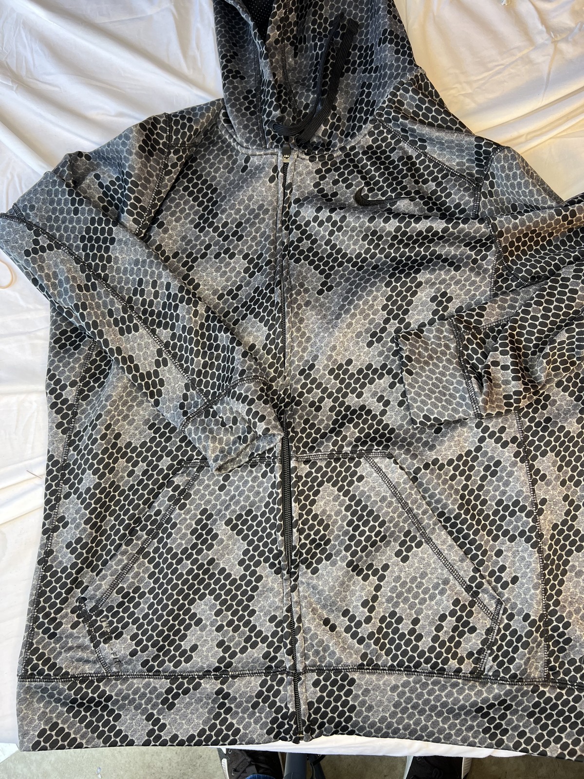 SACAI X NIKE Nike Therma Fit Felpa con Cappuccio Giacca Uomo Large Grigio Nero Esagonale Mimetica Full Zip Atletica