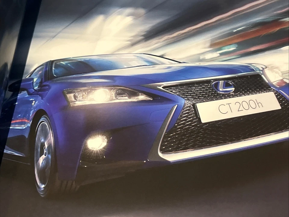 The Lexus CT Range Car Sales Info Brochure Frameable March 2016 - Image 4 of 4